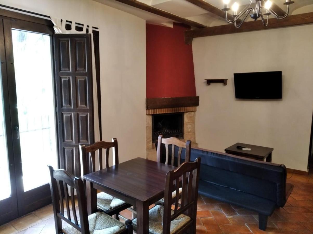 Apartamentos Rurales Puerta Del Sol Alcala del Jucar Exteriör bild